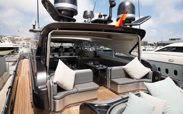 Alquilar YATES - LEOPARD  27 Ibiza