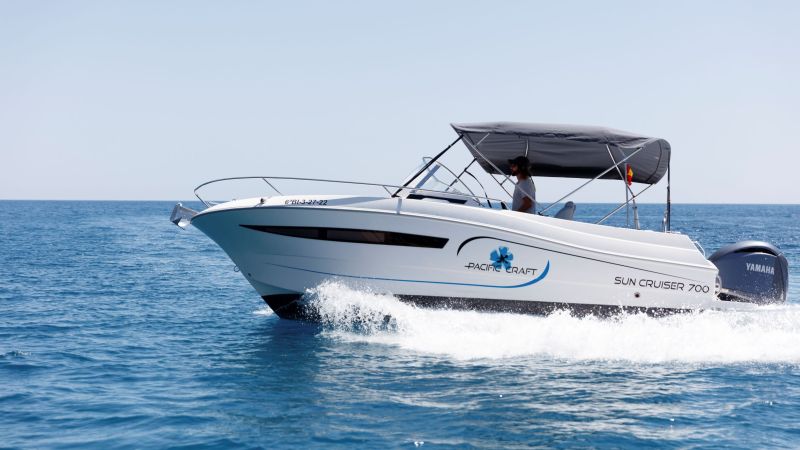 Alquilar BOWRIDERS - PACIFIC CRAFT 700 SUN CRUISER en Ibiza