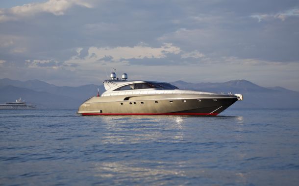 Alquilar YATES - AB AB-74 Ibiza